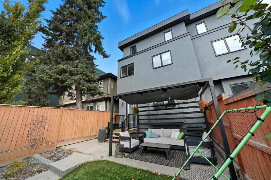 MLS® A2264413 - 1823 33 Avenue SW in South Calgary Calgary, Residential