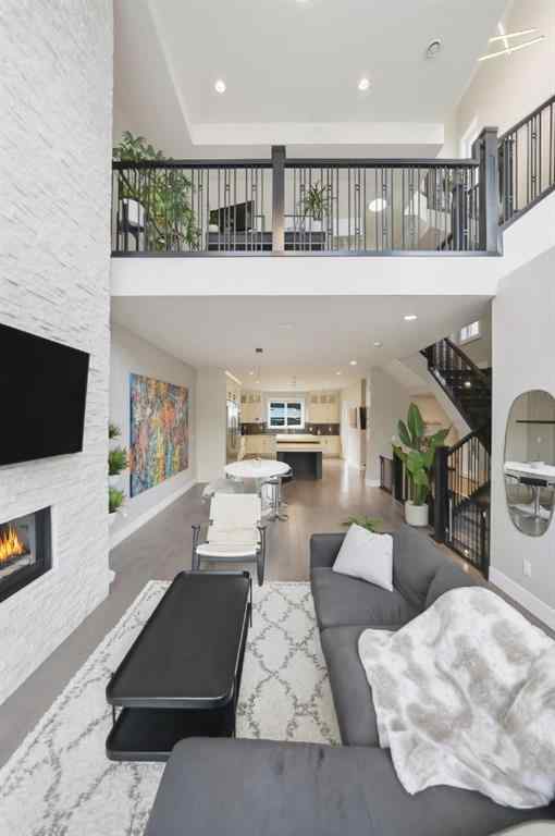 MLS® A2264413 - 1823 33 Avenue SW in South Calgary Calgary, Residential