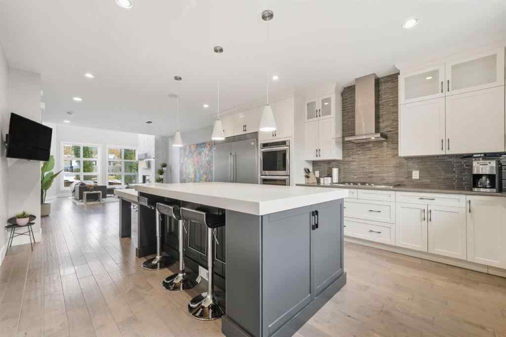 MLS® A2264413 - 1823 33 Avenue SW in South Calgary Calgary, Residential