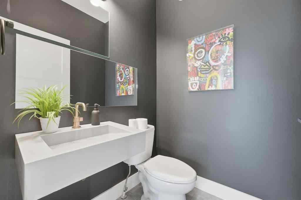 MLS® A2264413 - 1823 33 Avenue SW in South Calgary Calgary, Residential