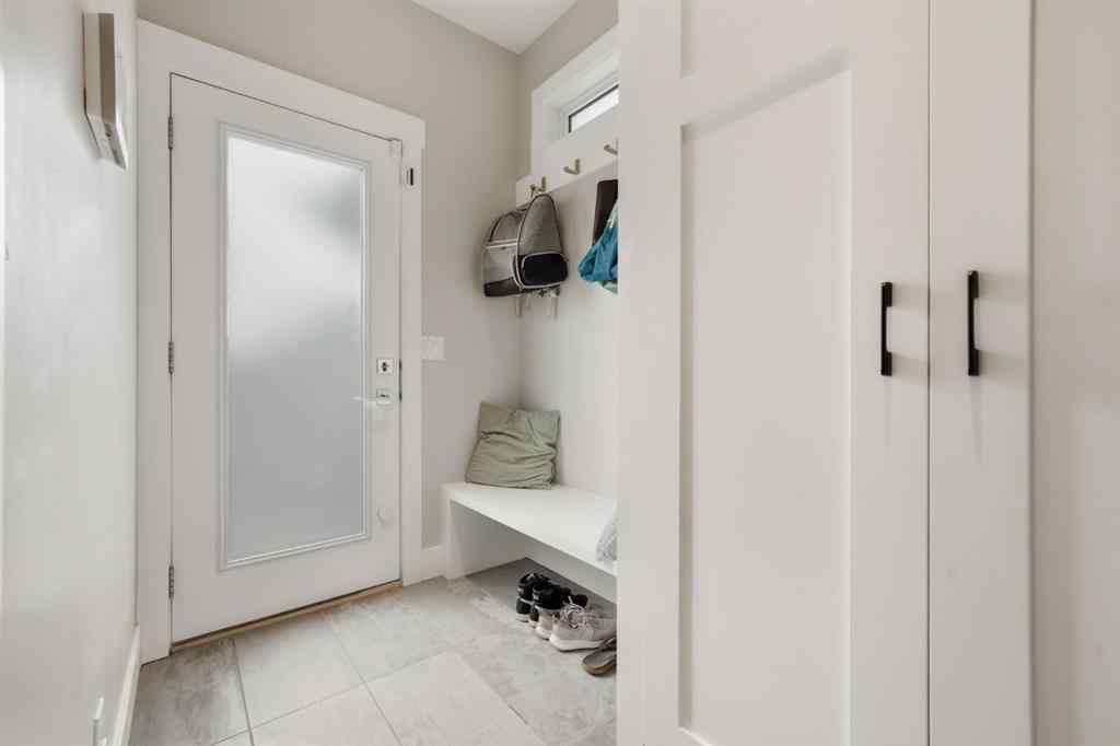 MLS® A2264413 - 1823 33 Avenue SW in South Calgary Calgary, Residential