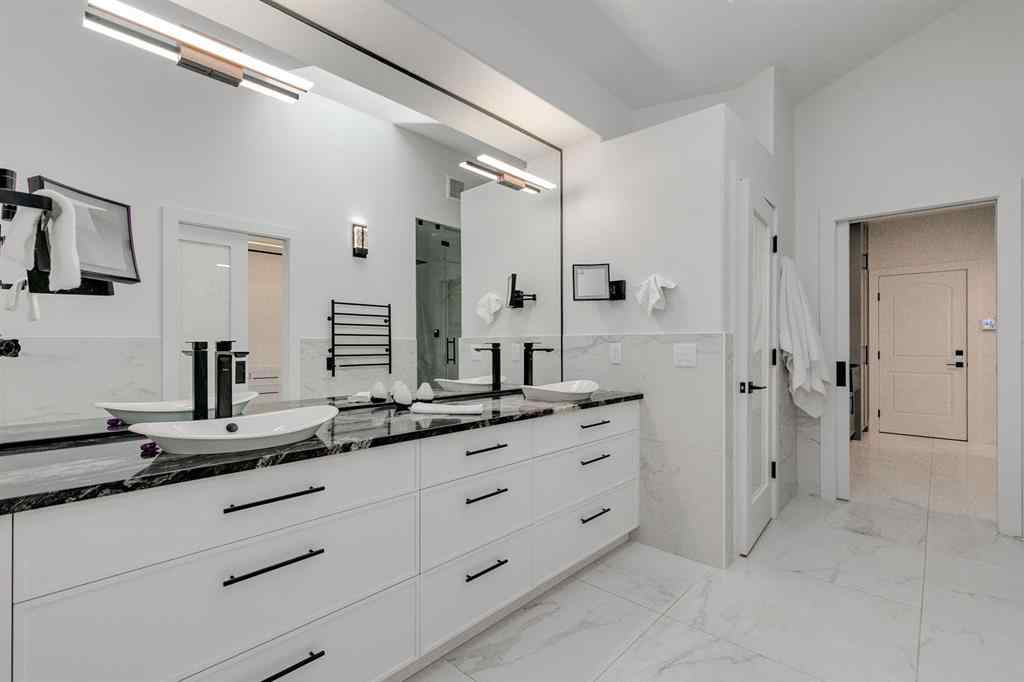 MLS® A2264415 - 50 Signature Heights SW in Signal Hill Calgary, Residential