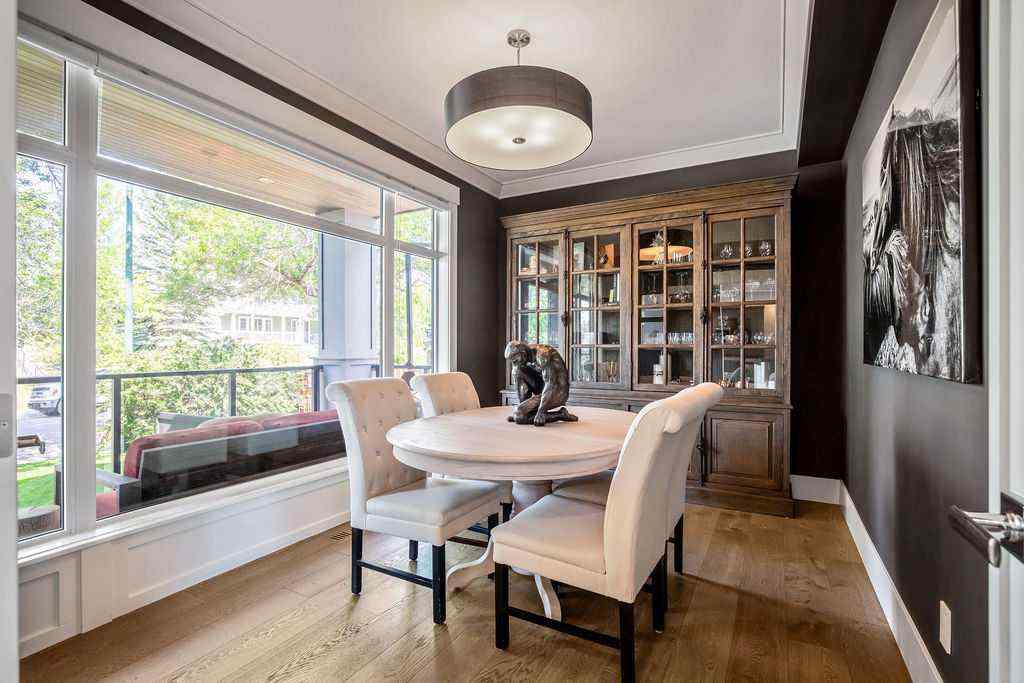 MLS® A2264420 - 68 White Oak Crescent SW in Wildwood Calgary, Residential