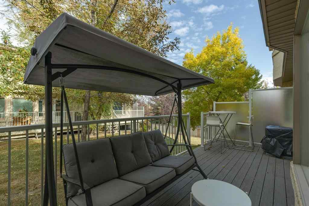 MLS® A2264425 - 246 Christie Park Mews SW in Christie Park Calgary, Residential