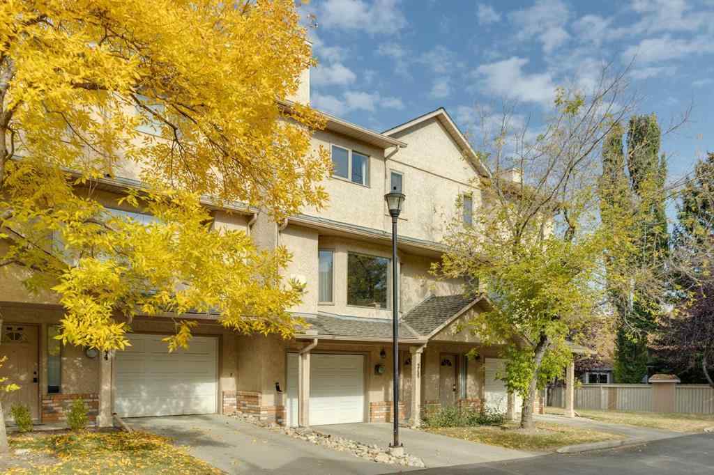 MLS® A2264425 - 246 Christie Park Mews SW in Christie Park Calgary, Residential