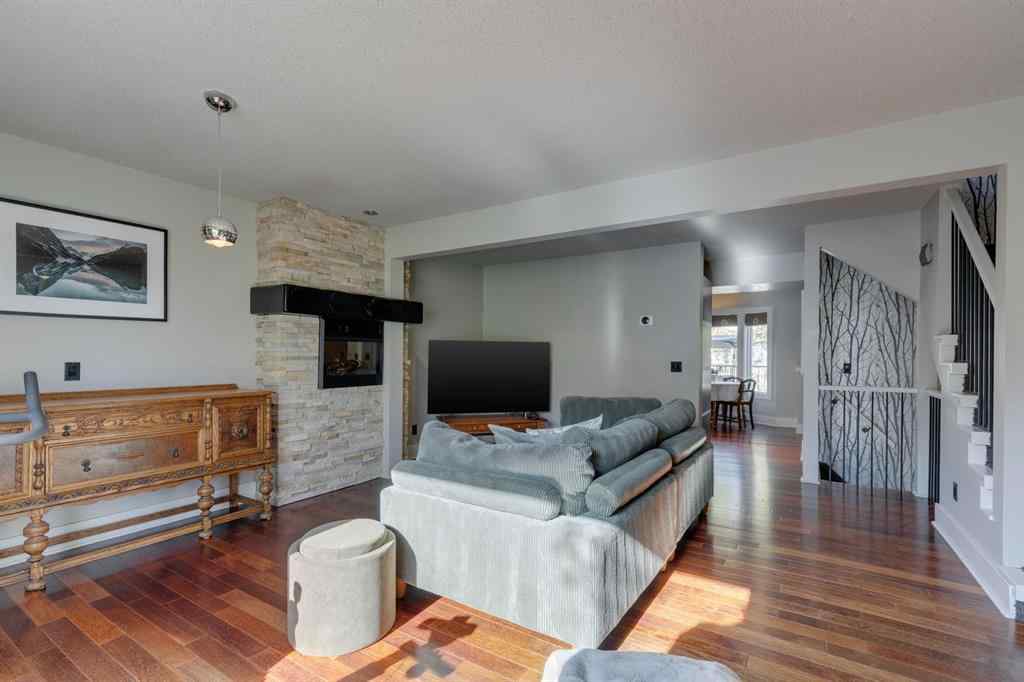 MLS® A2264425 - 246 Christie Park Mews SW in Christie Park Calgary, Residential