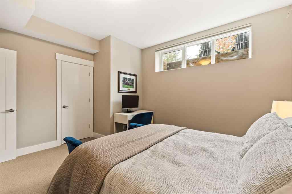 MLS® A2264426 - 4420 33 Avenue SW in Glenbrook Calgary, Residential