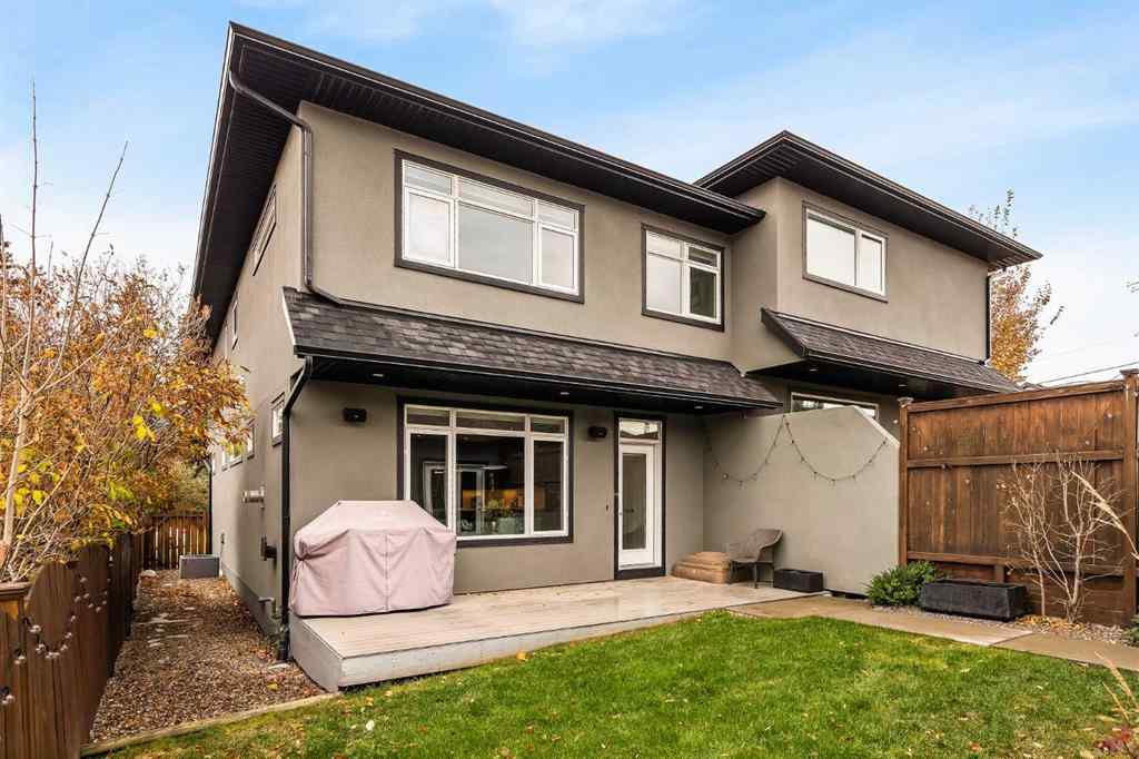 MLS® A2264426 - 4420 33 Avenue SW in Glenbrook Calgary, Residential
