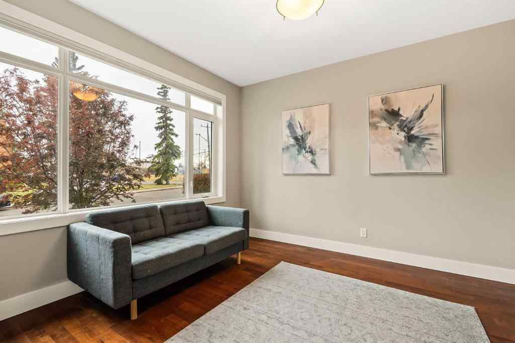 MLS® A2264426 - 4420 33 Avenue SW in Glenbrook Calgary, Residential