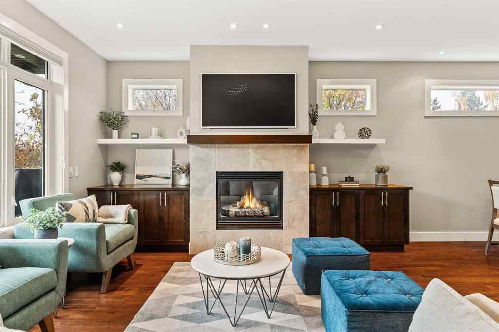 MLS® A2264426 - 4420 33 Avenue SW in Glenbrook Calgary, Residential