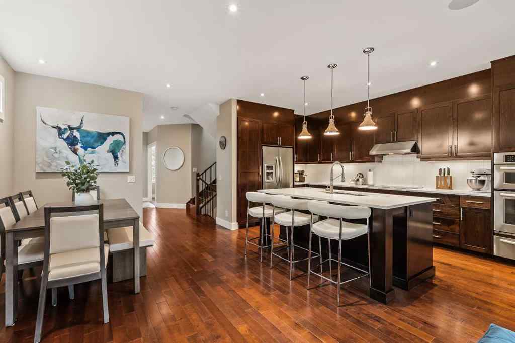 MLS® A2264426 - 4420 33 Avenue SW in Glenbrook Calgary, Residential