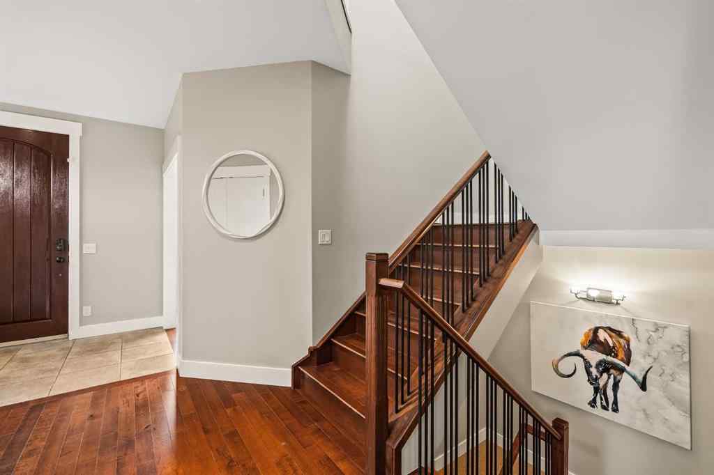 MLS® A2264426 - 4420 33 Avenue SW in Glenbrook Calgary, Residential