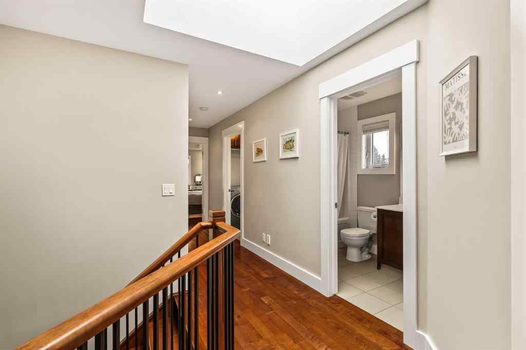 MLS® A2264426 - 4420 33 Avenue SW in Glenbrook Calgary, Residential