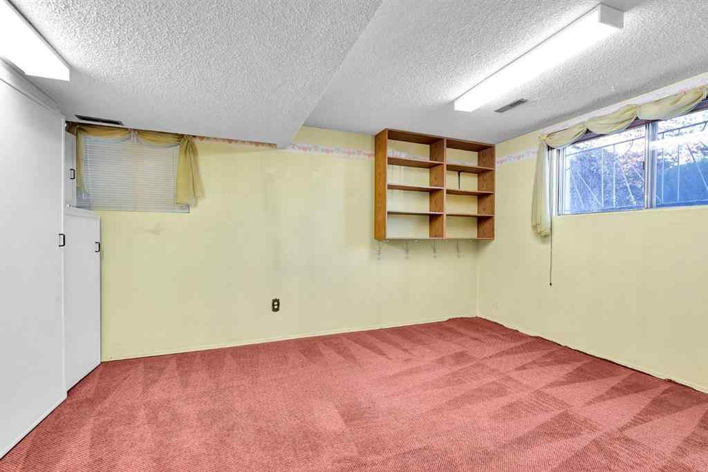 MLS® A2264428 - 6219 19 Street SE in Ogden Calgary, Residential