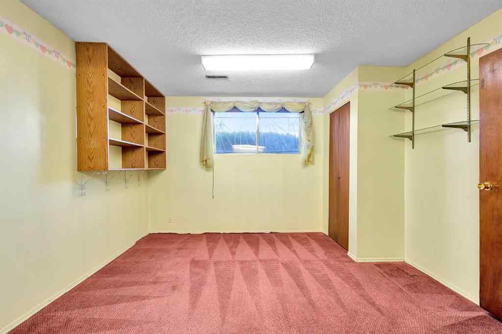 MLS® A2264428 - 6219 19 Street SE in Ogden Calgary, Residential
