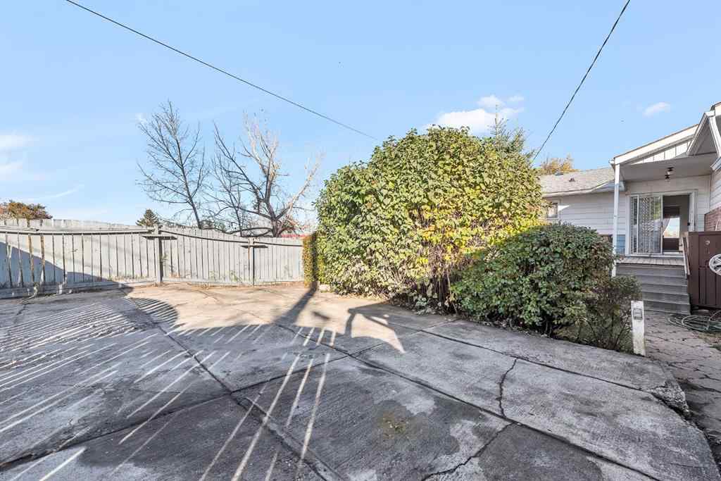 MLS® A2264428 - 6219 19 Street SE in Ogden Calgary, Residential