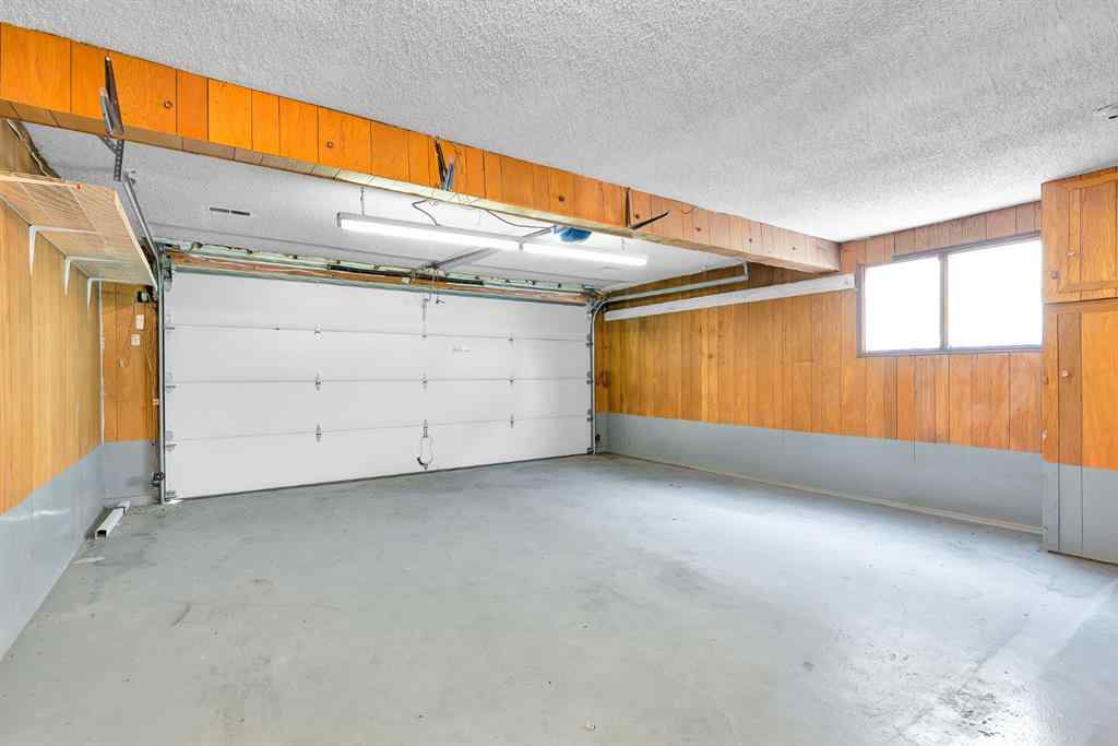 MLS® A2264428 - 6219 19 Street SE in Ogden Calgary, Residential