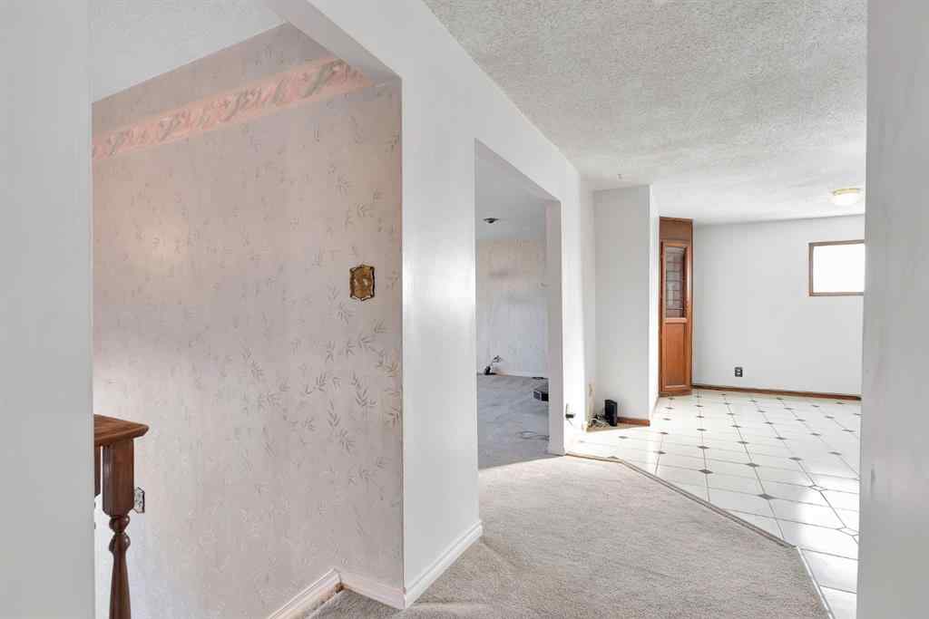 MLS® A2264428 - 6219 19 Street SE in Ogden Calgary, Residential