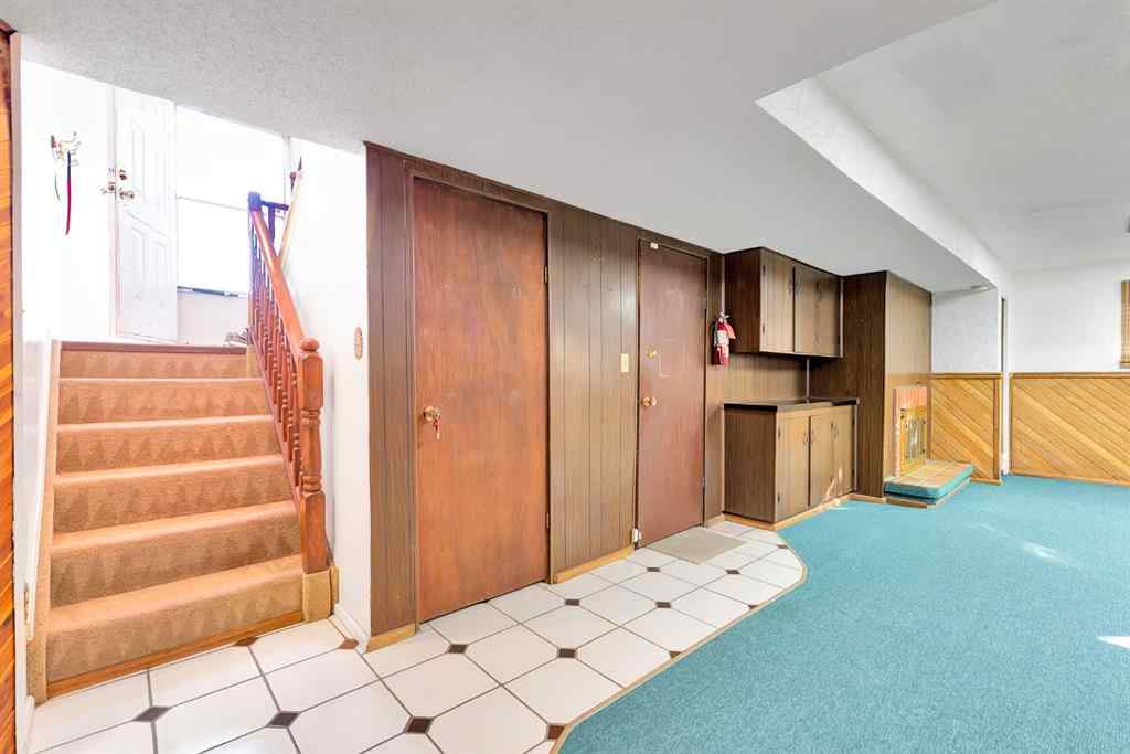 MLS® A2264428 - 6219 19 Street SE in Ogden Calgary, Residential