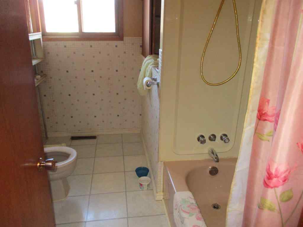 MLS® A2264429 - 220 2nd Avenue SW in NONE Manning, Residential