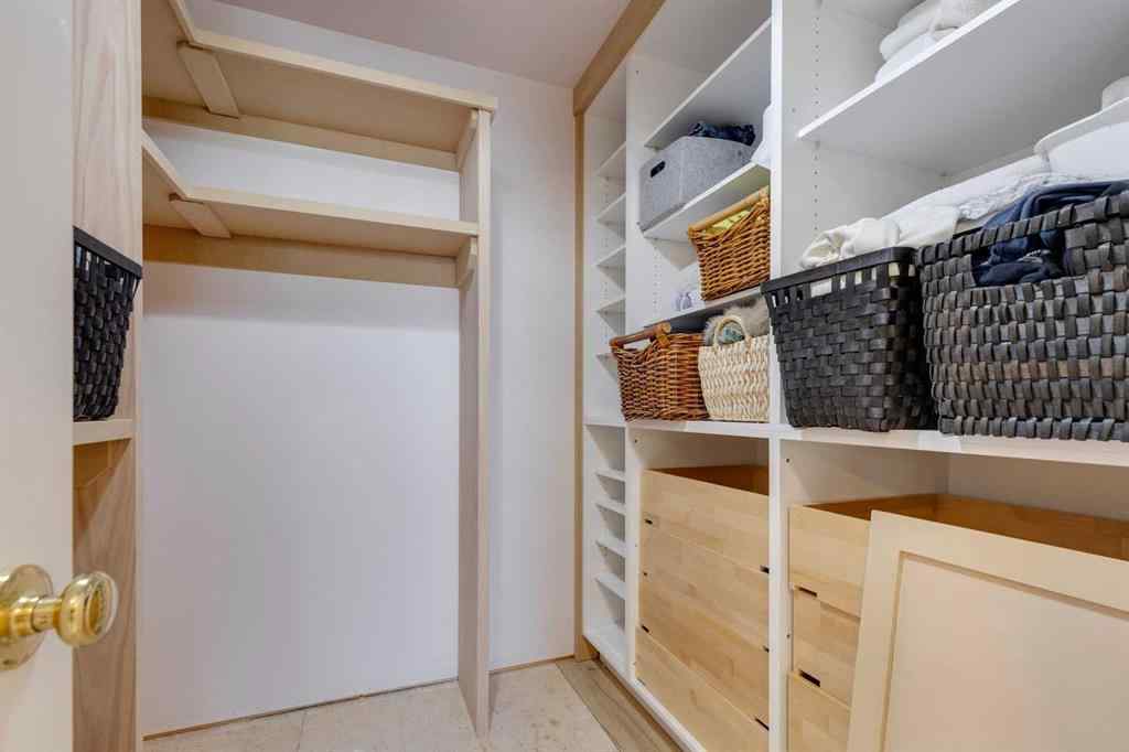 MLS® A2264431 - 254 Scenic View Close NW in Scenic Acres Calgary, Residential