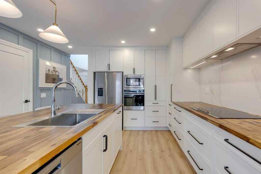 MLS® A2264431 - 254 Scenic View Close NW in Scenic Acres Calgary, Residential