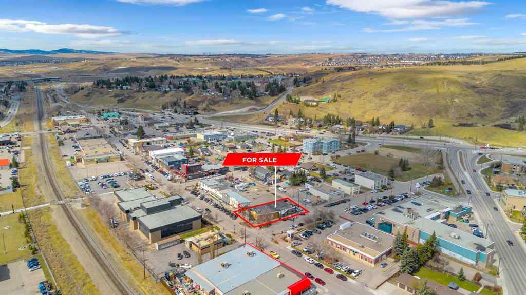 MLS® A2264435 - 107 First Avenue W in Downtown Cochrane, Commercial