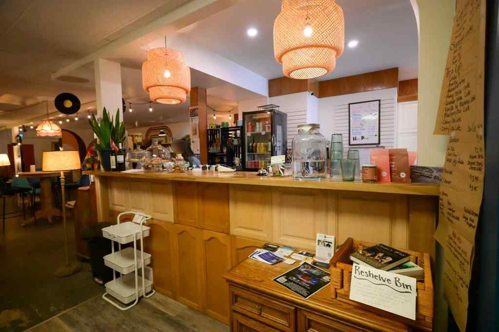 MLS® A2264435 - 107 First Avenue W in Downtown Cochrane, Commercial