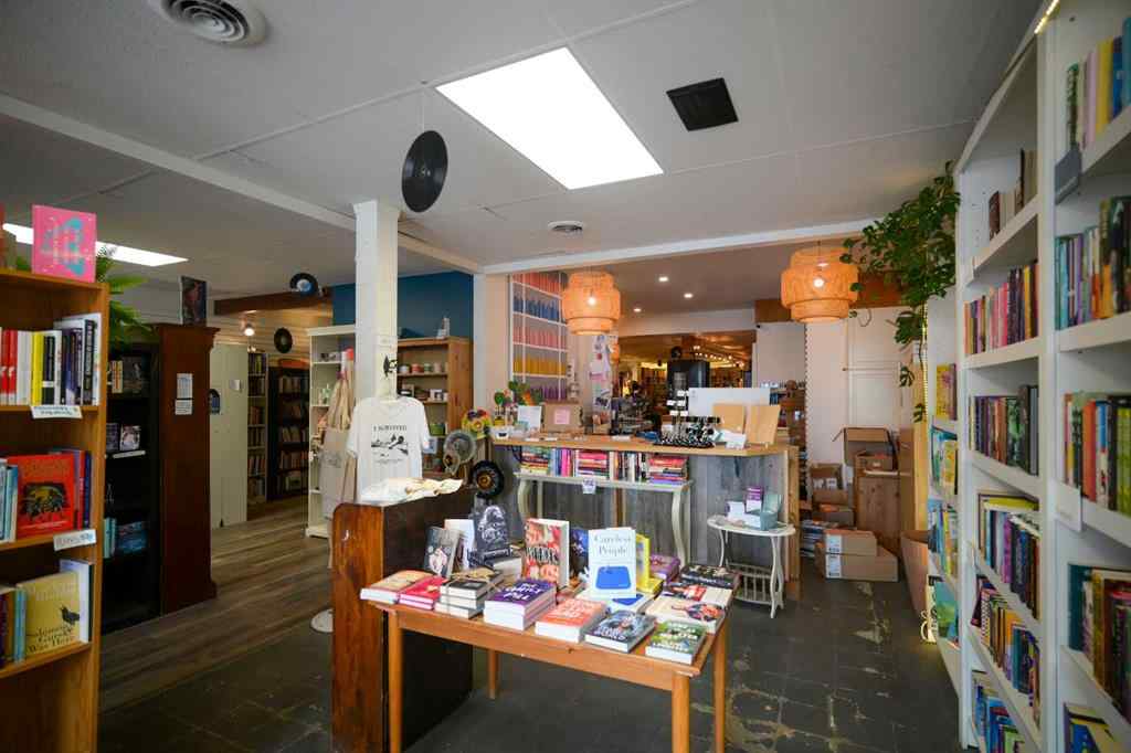 MLS® A2264435 - 107 First Avenue W in Downtown Cochrane, Commercial