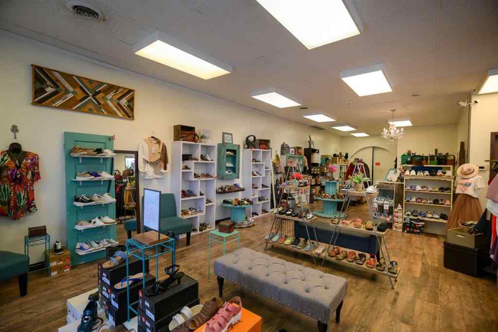 MLS® A2264435 - 107 First Avenue W in Downtown Cochrane, Commercial
