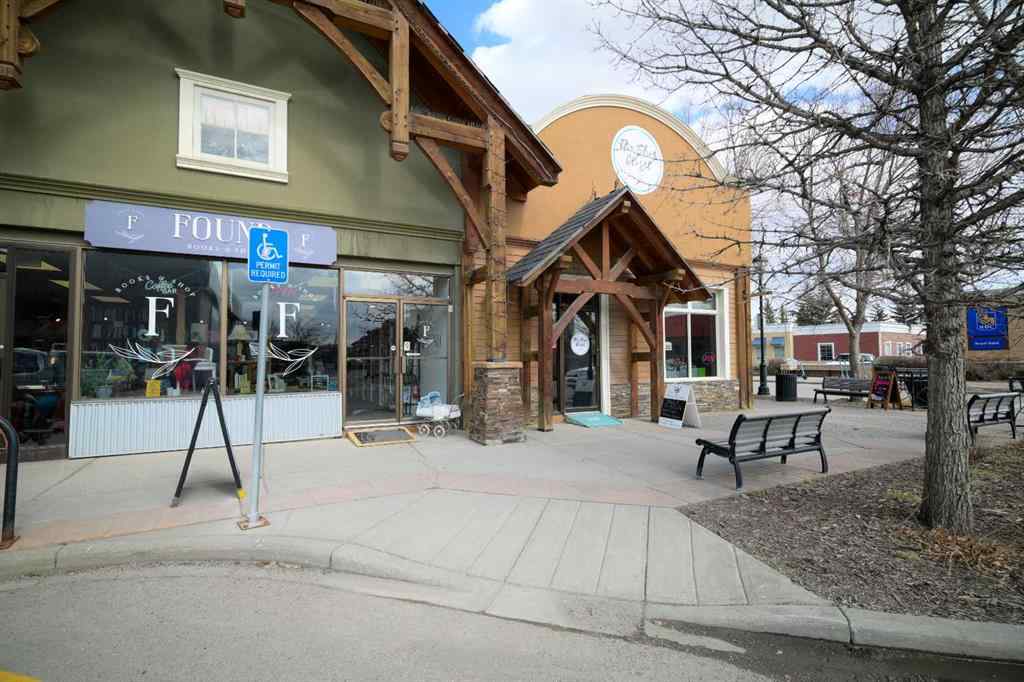 MLS® A2264435 - 107 First Avenue W in Downtown Cochrane, Commercial