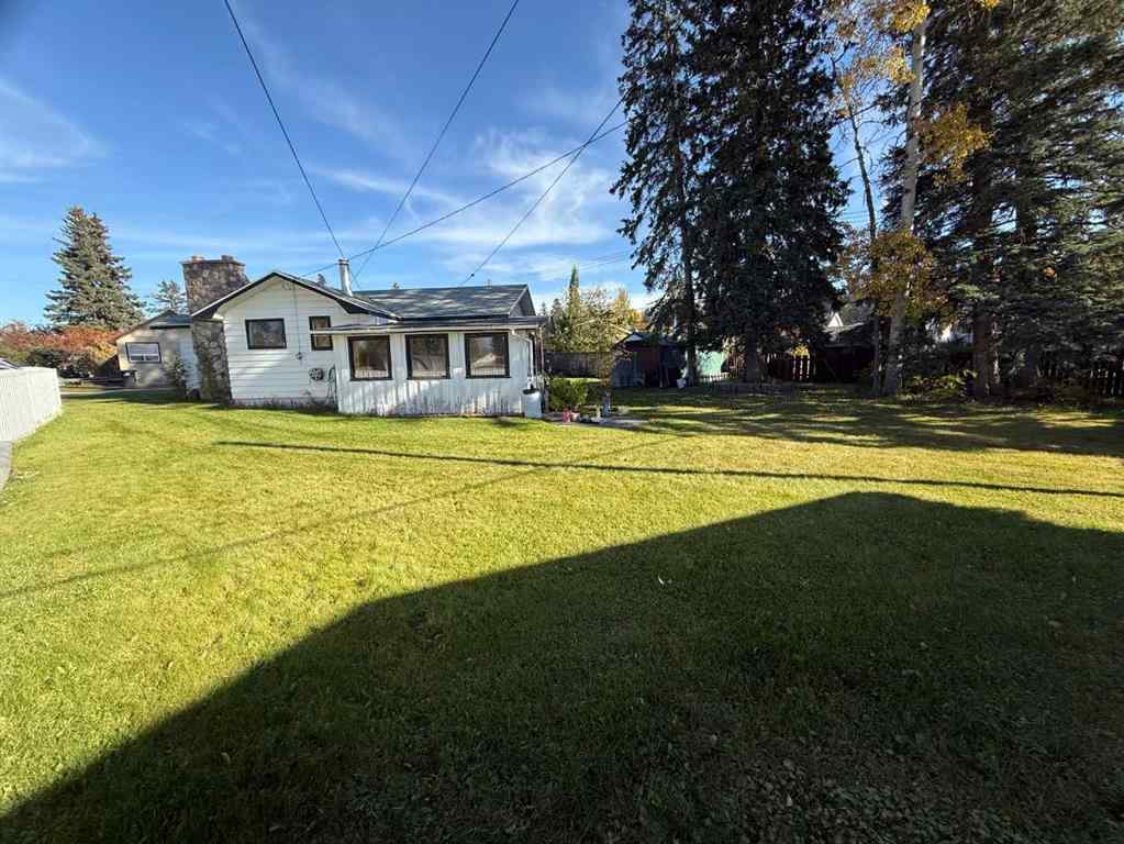 MLS® A2264437 - 121 Poboktan Road  in Hardisty Hinton, Residential