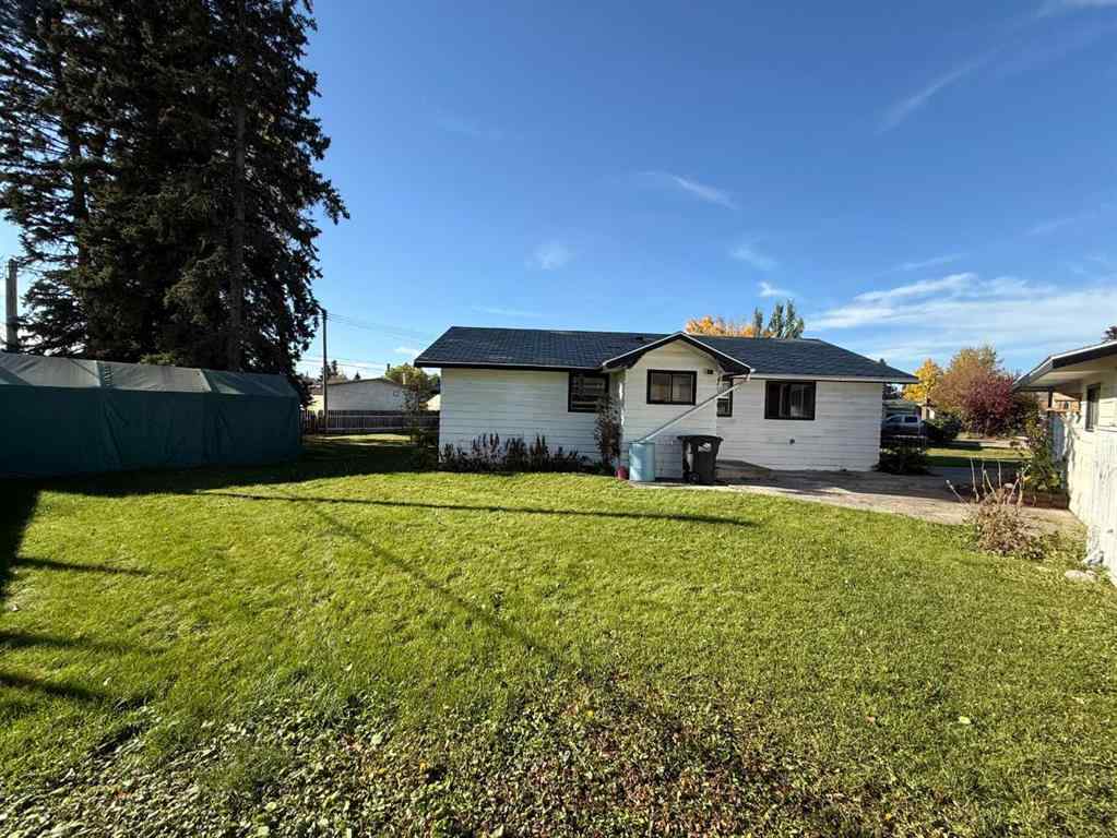 MLS® A2264437 - 121 Poboktan Road  in Hardisty Hinton, Residential