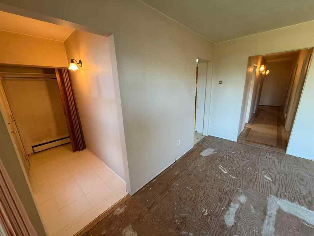 MLS® A2264437 - 121 Poboktan Road  in Hardisty Hinton, Residential