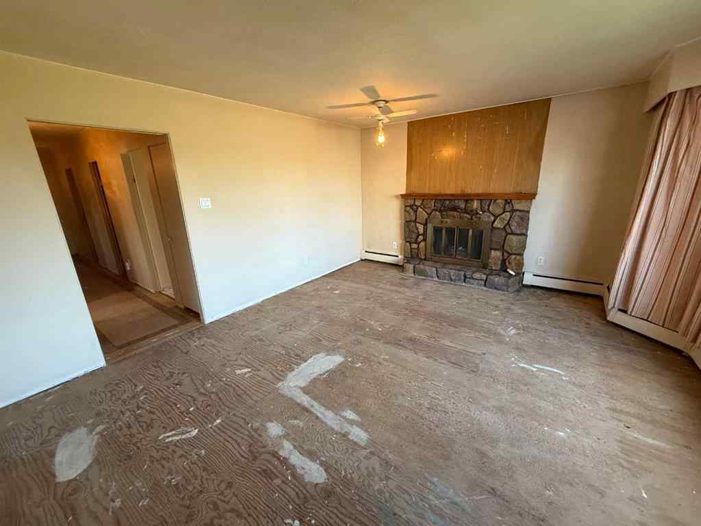 MLS® A2264437 - 121 Poboktan Road  in Hardisty Hinton, Residential