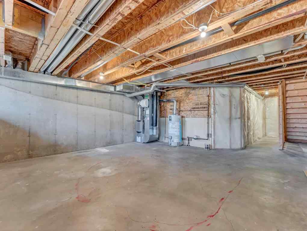 MLS® A2264441 - 82 Saamis Meadows Lane SW in SW Southridge Medicine Hat, Residential