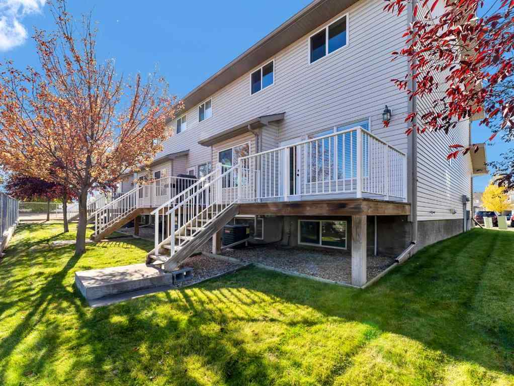 MLS® A2264441 - 82 Saamis Meadows Lane SW in SW Southridge Medicine Hat, Residential