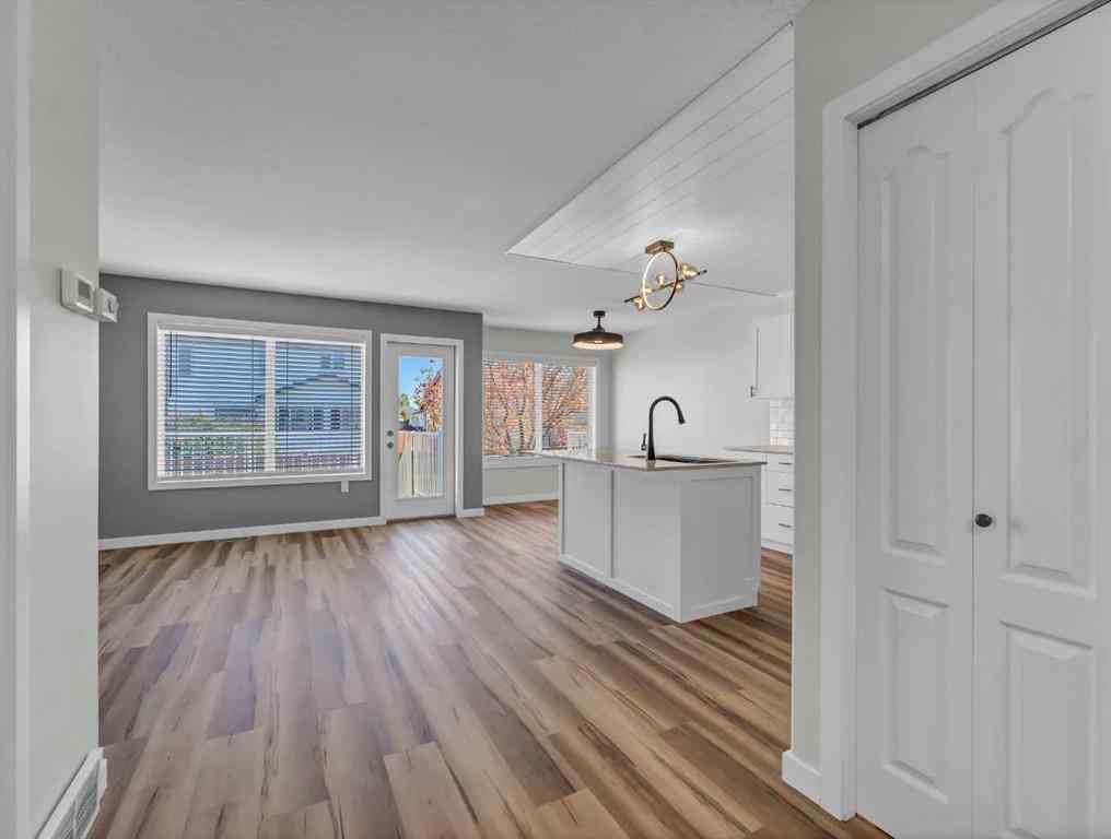 MLS® A2264441 - 82 Saamis Meadows Lane SW in SW Southridge Medicine Hat, Residential