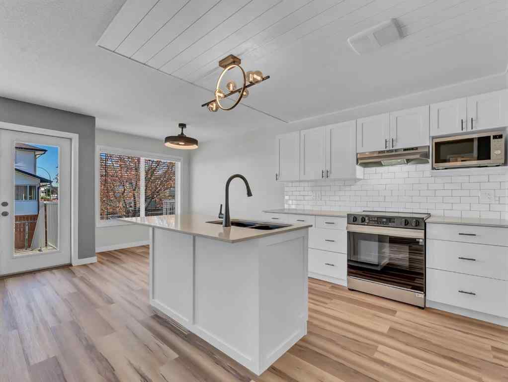 MLS® A2264441 - 82 Saamis Meadows Lane SW in SW Southridge Medicine Hat, Residential