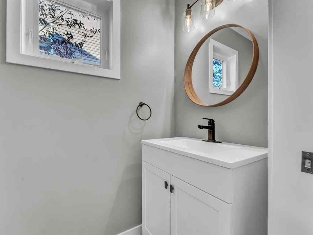 MLS® A2264441 - 82 Saamis Meadows Lane SW in SW Southridge Medicine Hat, Residential