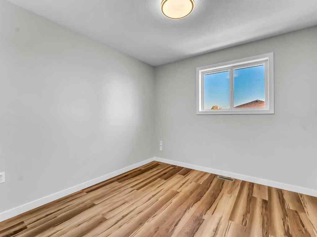 MLS® A2264441 - 82 Saamis Meadows Lane SW in SW Southridge Medicine Hat, Residential