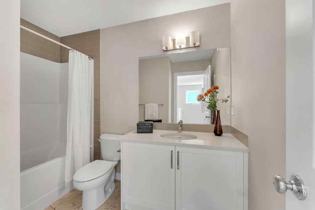 MLS® A2264443 - 430 South Shore Drive  in South Shores Chestermere, Residential