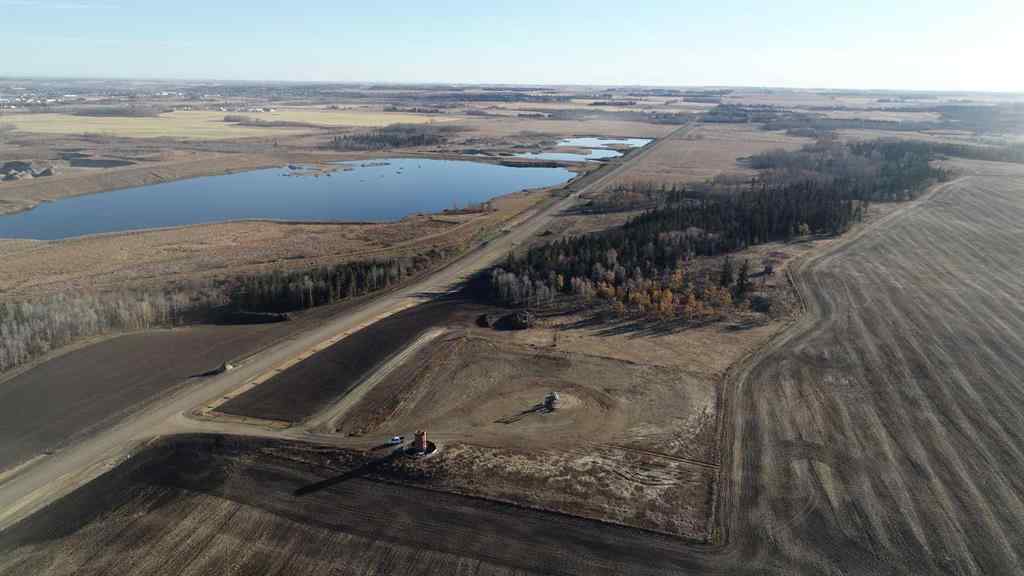 MLS® A2264445 - 424 Township Road  in NONE Rural Ponoka County, Agri-Business