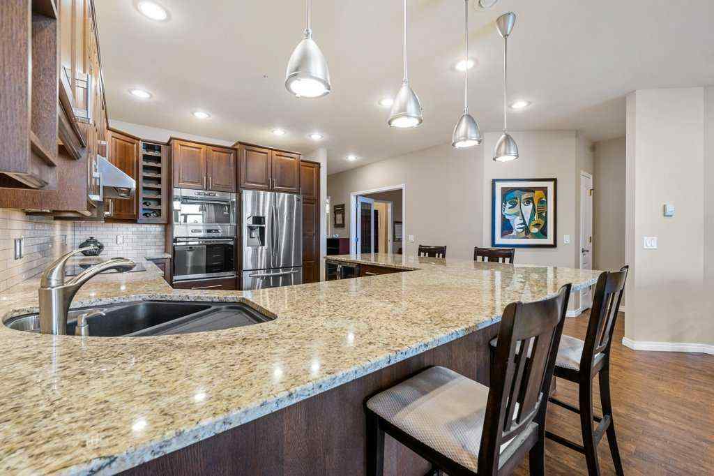 MLS® A2264448 - Unit #402 103 10 Avenue NW in Crescent Heights Calgary, Residential