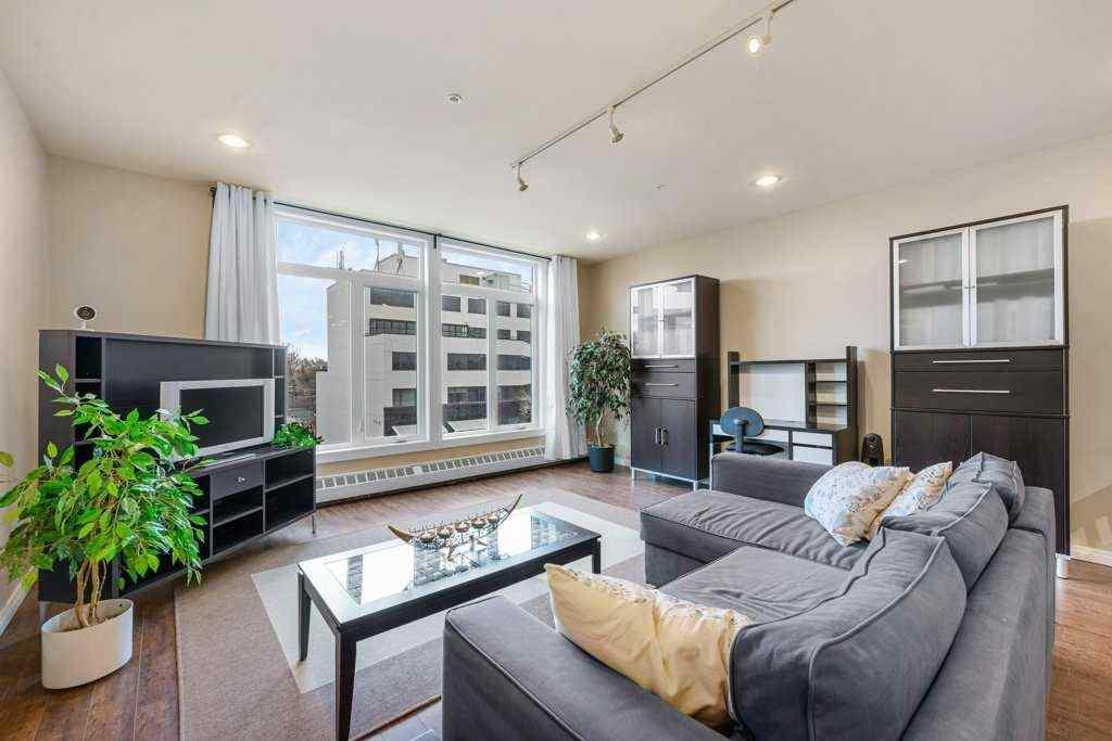 MLS® A2264448 - Unit #402 103 10 Avenue NW in Crescent Heights Calgary, Residential