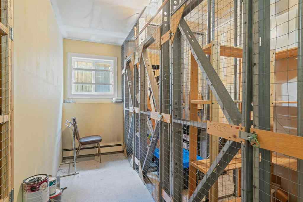 MLS® A2264449 - Unit #303 239 6 Avenue NE in Crescent Heights Calgary, Residential