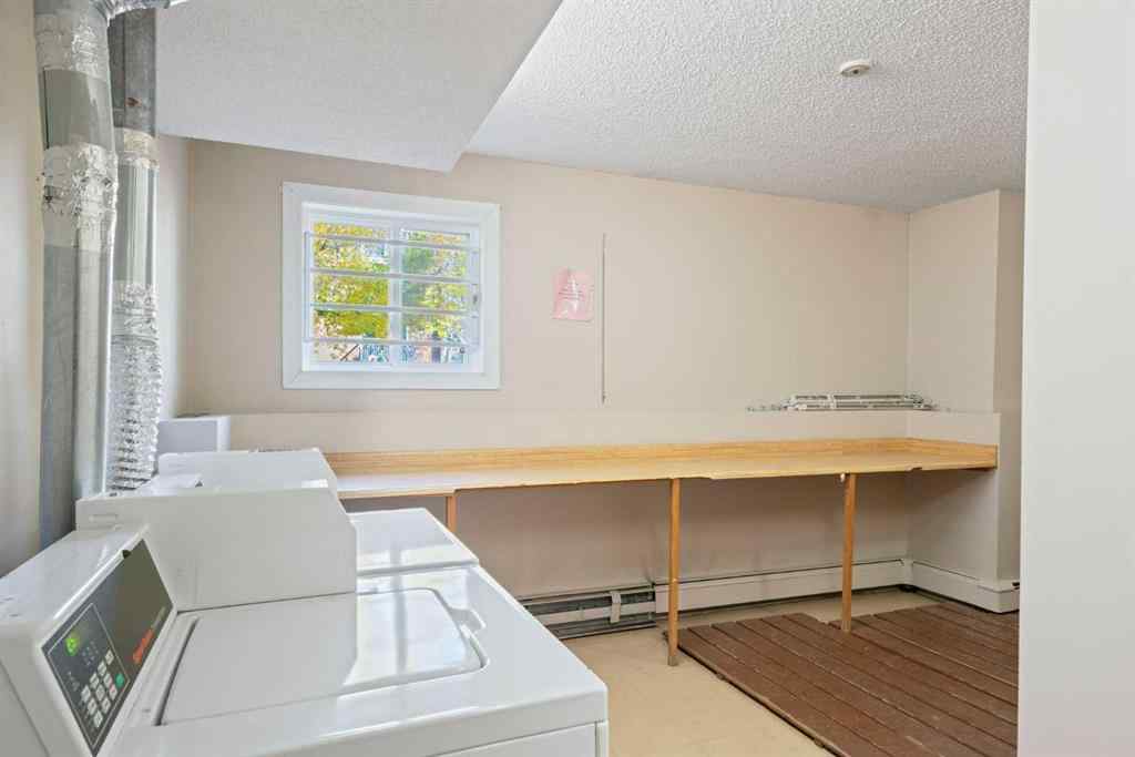 MLS® A2264449 - Unit #303 239 6 Avenue NE in Crescent Heights Calgary, Residential