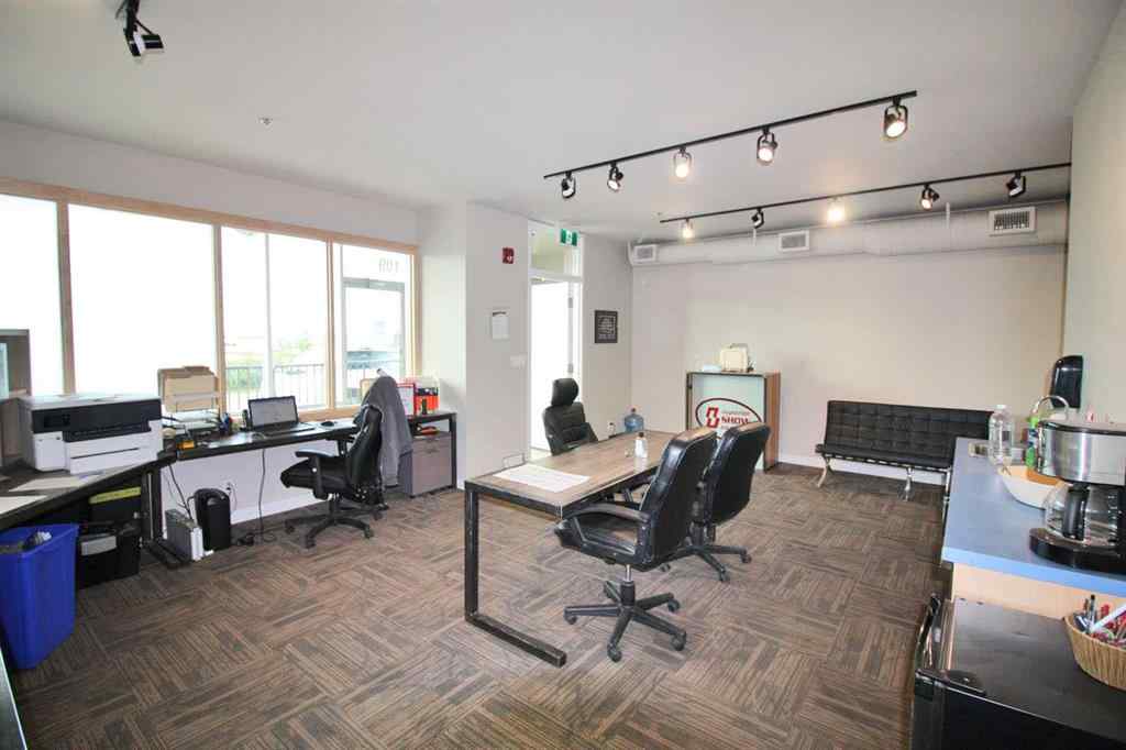 MLS® A2264454 - Unit #109 18 Highland Park Way NE in NONE Airdrie, Commercial