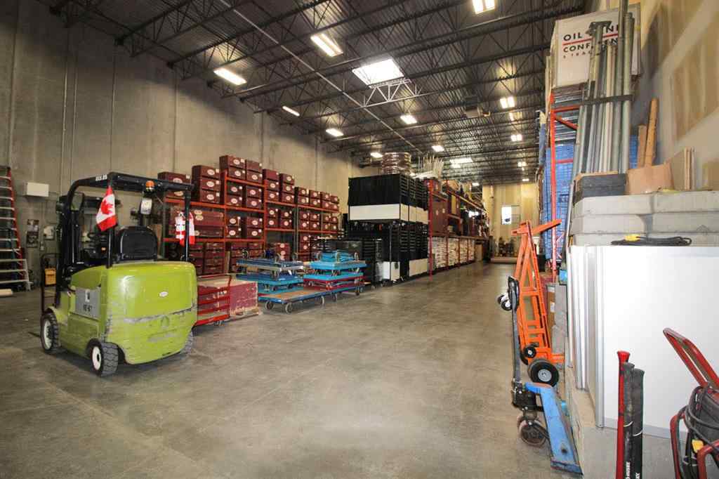 MLS® A2264454 - Unit #109 18 Highland Park Way NE in NONE Airdrie, Commercial