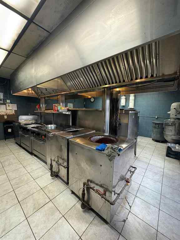 MLS® A2264461 -     in  Calgary, Commercial